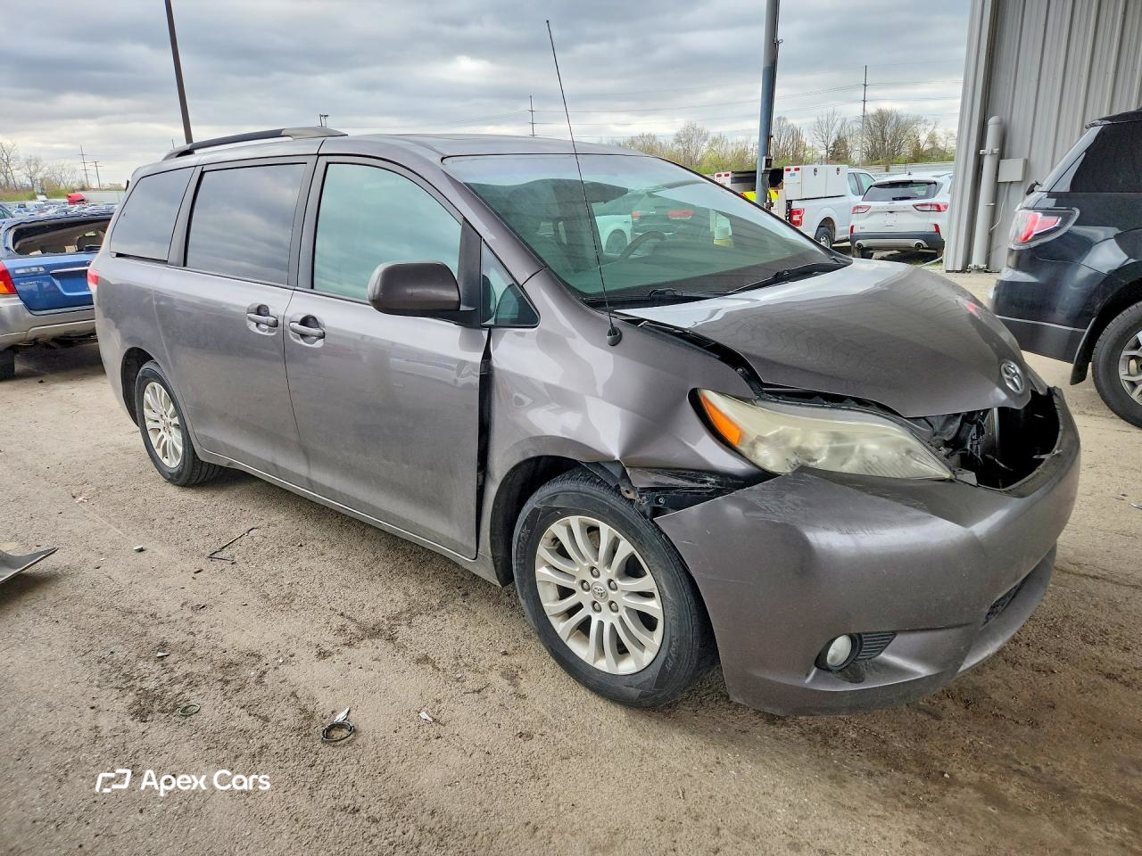 Toyota Sienna 2014