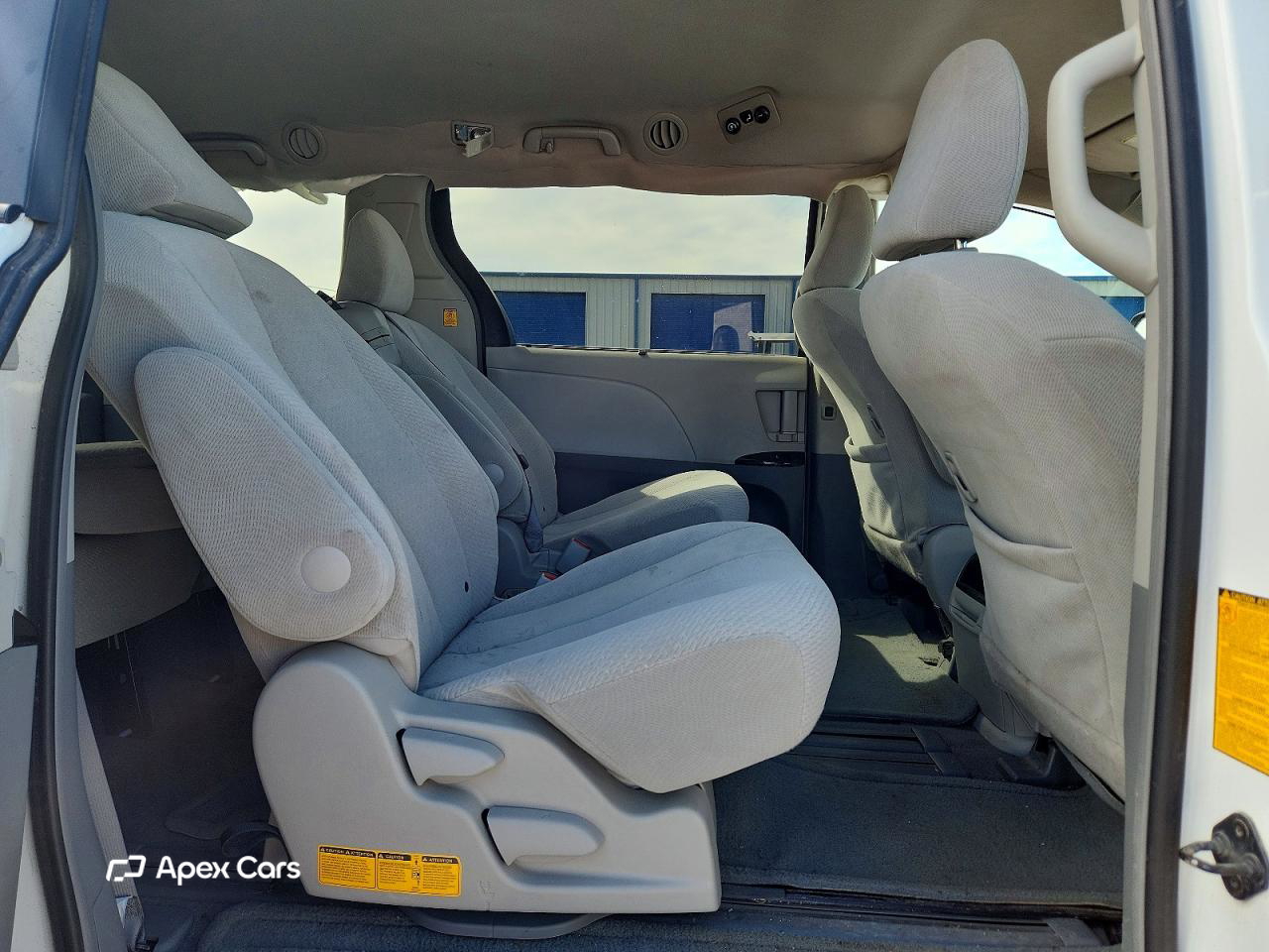Toyota Sienna 2011
