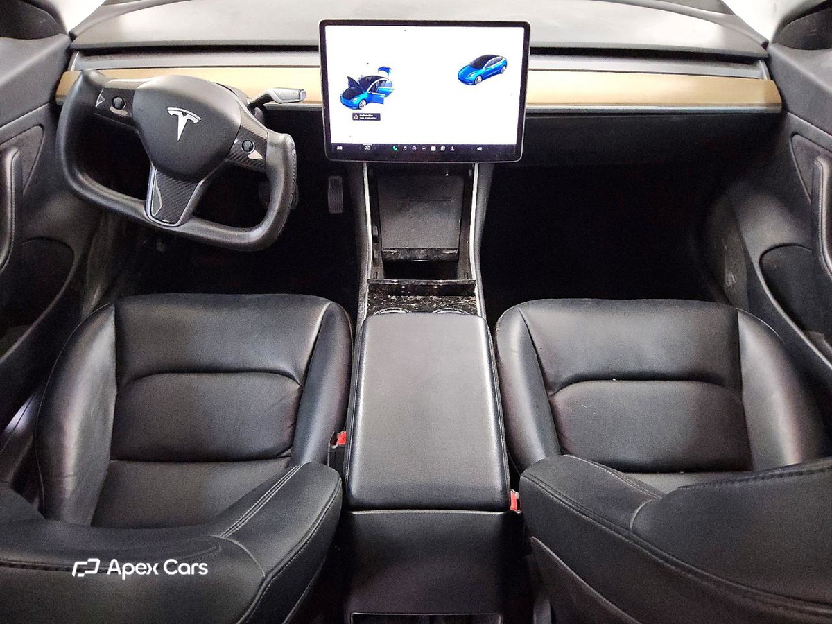 Tesla Model 3 2020