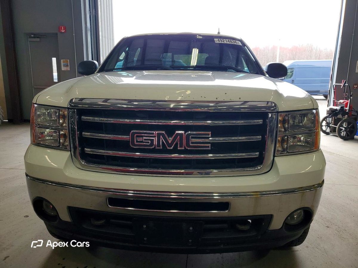 GMC Sierra 2013
