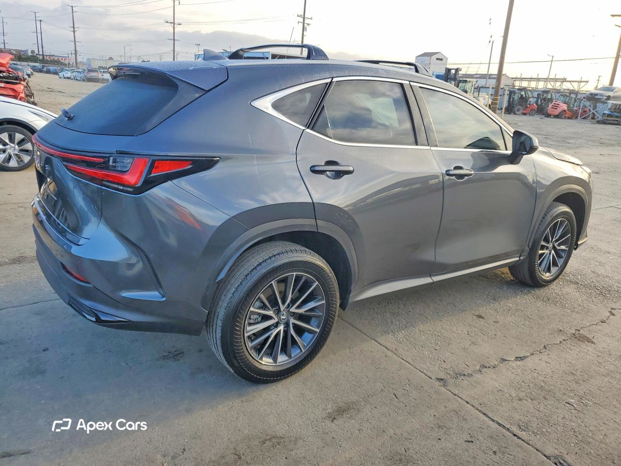 Lexus NX 2025