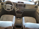Toyota Sienna 2011