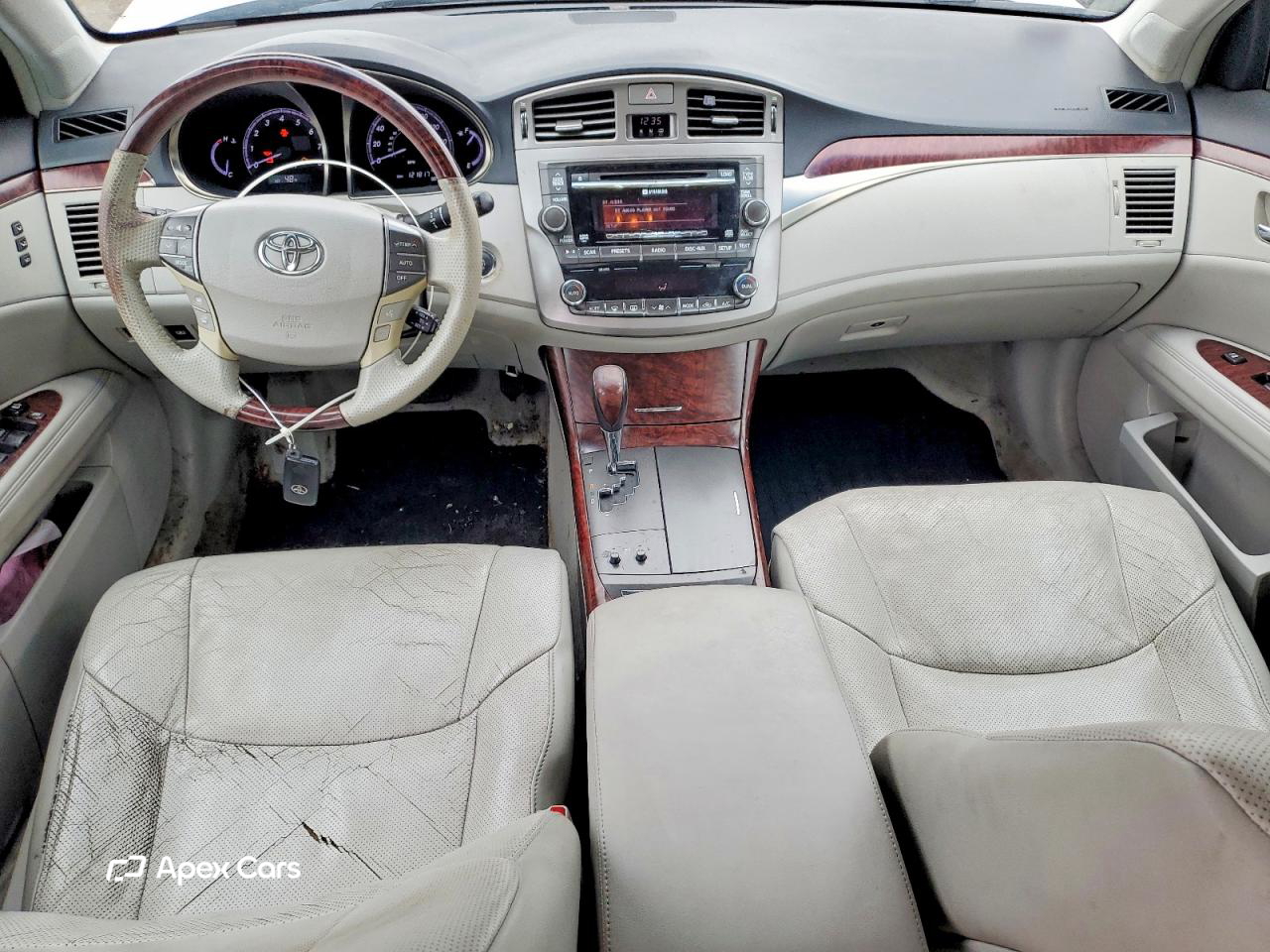 Toyota Avalon 2011