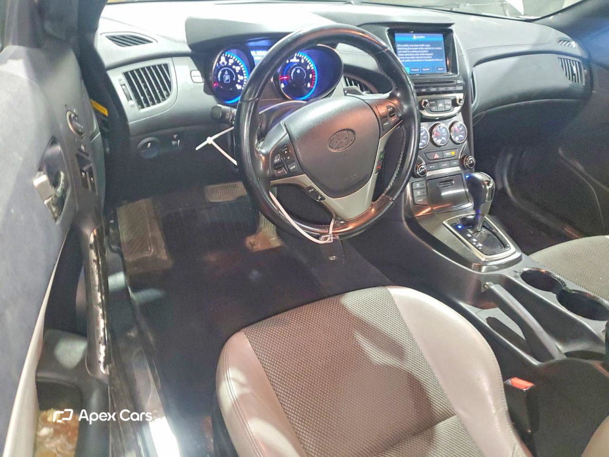 Hyundai Genesis 2013