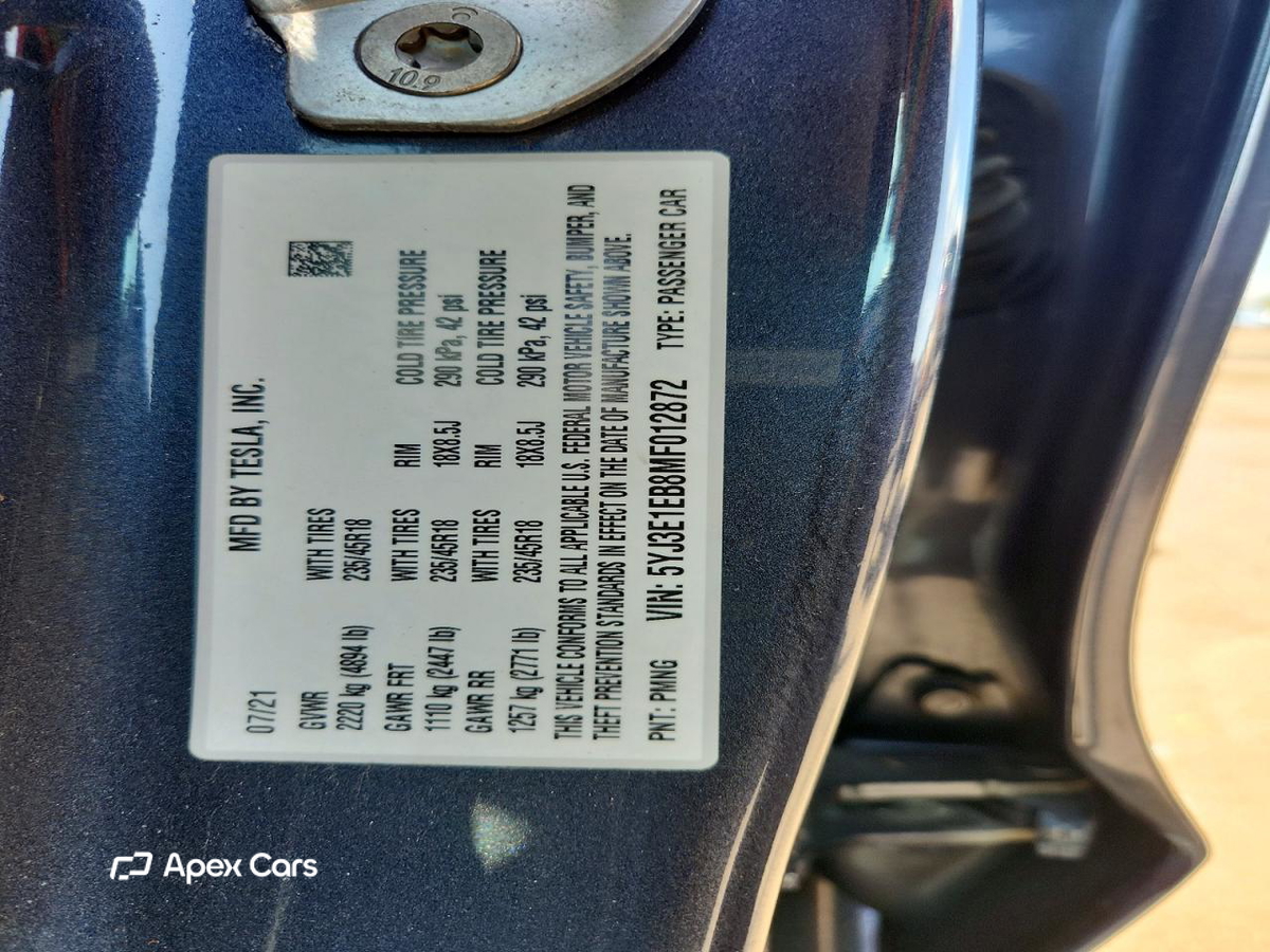 Tesla Model 3 2021