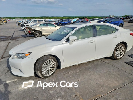 Lexus ES 2015 - Image 1 of 13