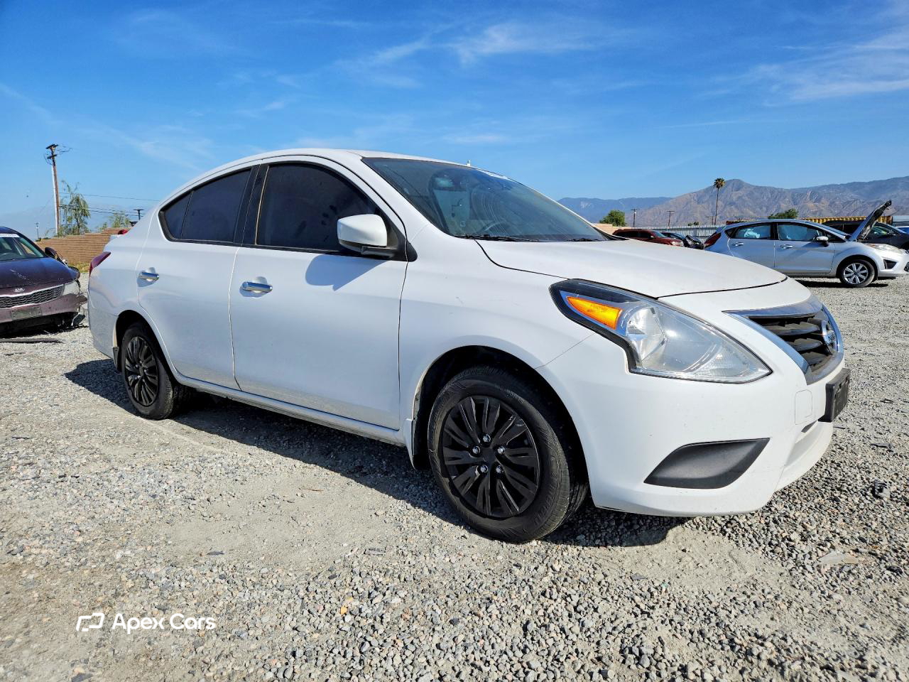 Nissan Versa 2018