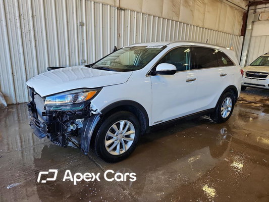 Kia Sorento 2017 - Image 1 of 15
