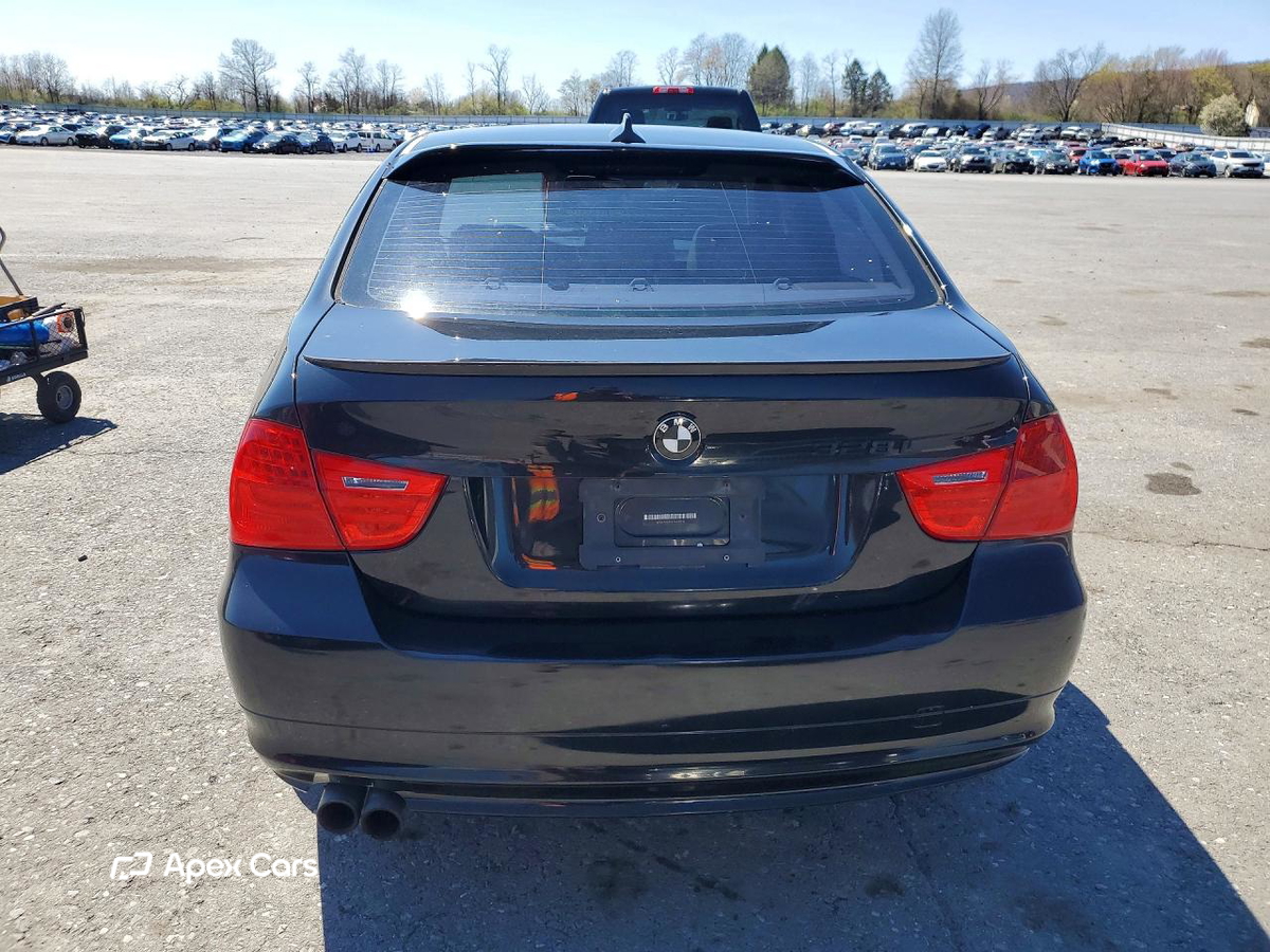 BMW Series 3 2009