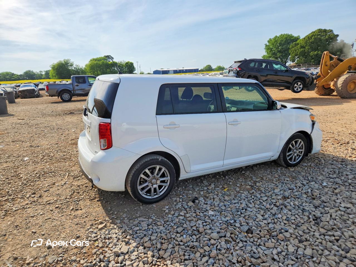 Scion xB 2015