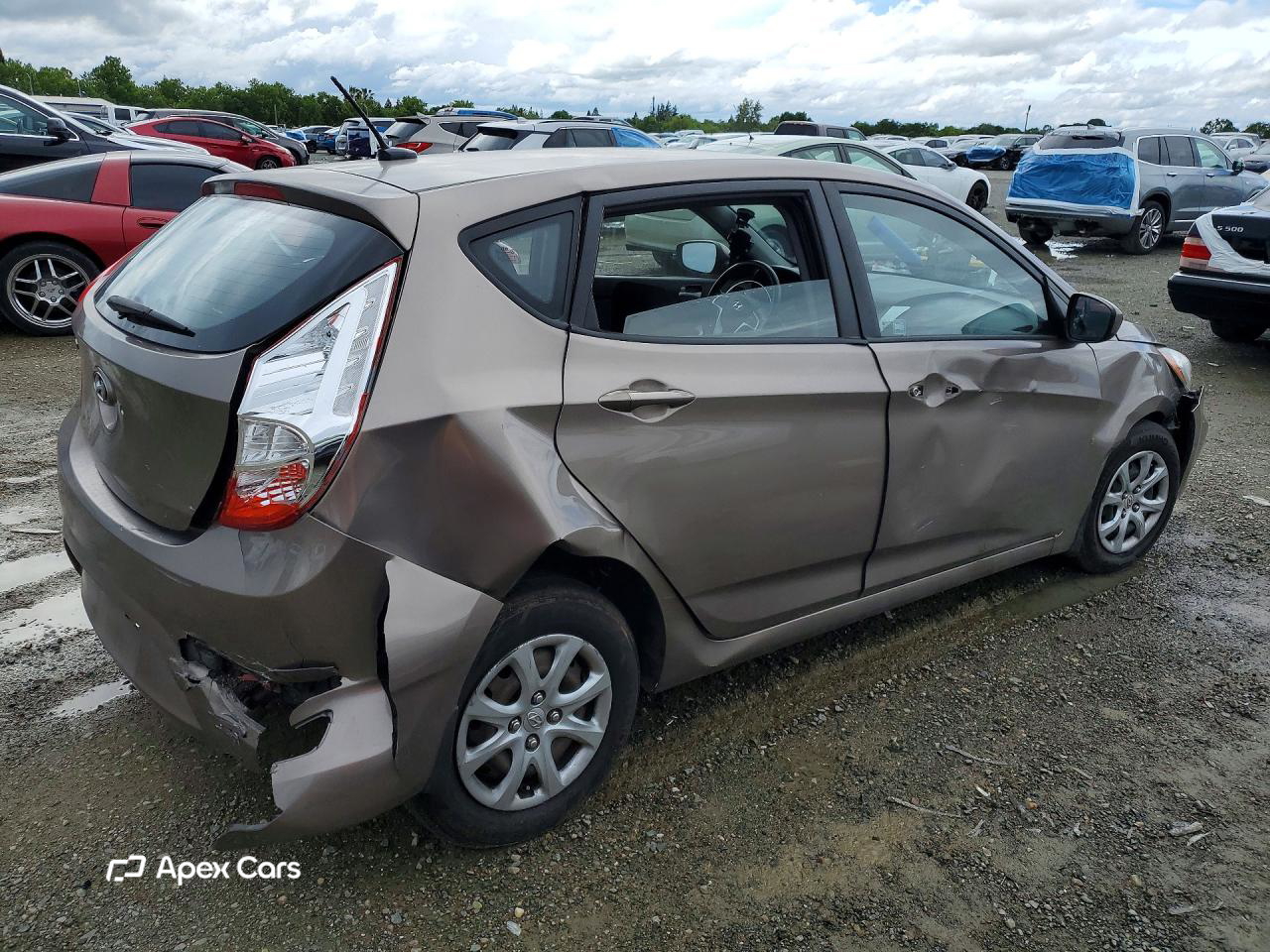 Hyundai Accent 2012