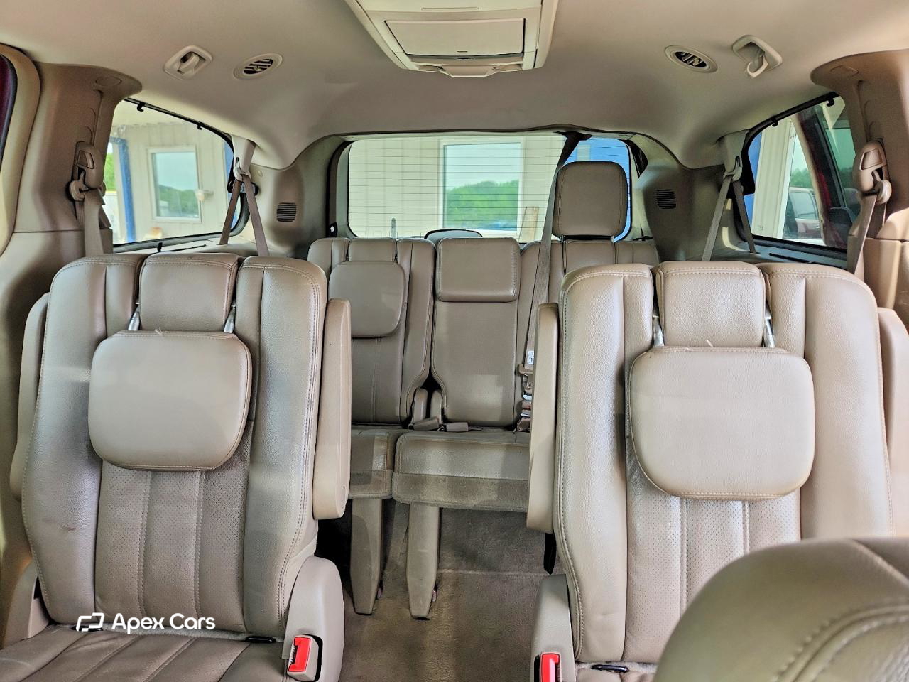 Chrysler Voyager 2012