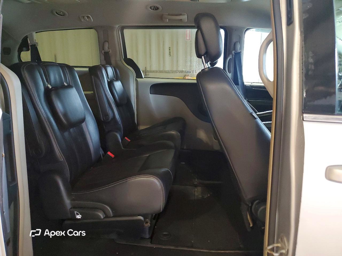 Chrysler Voyager 2012