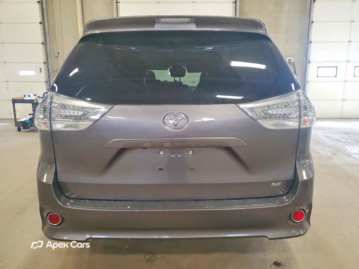 Toyota Sienna 2012