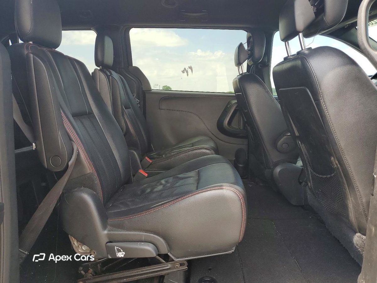 Dodge Caravan 2016