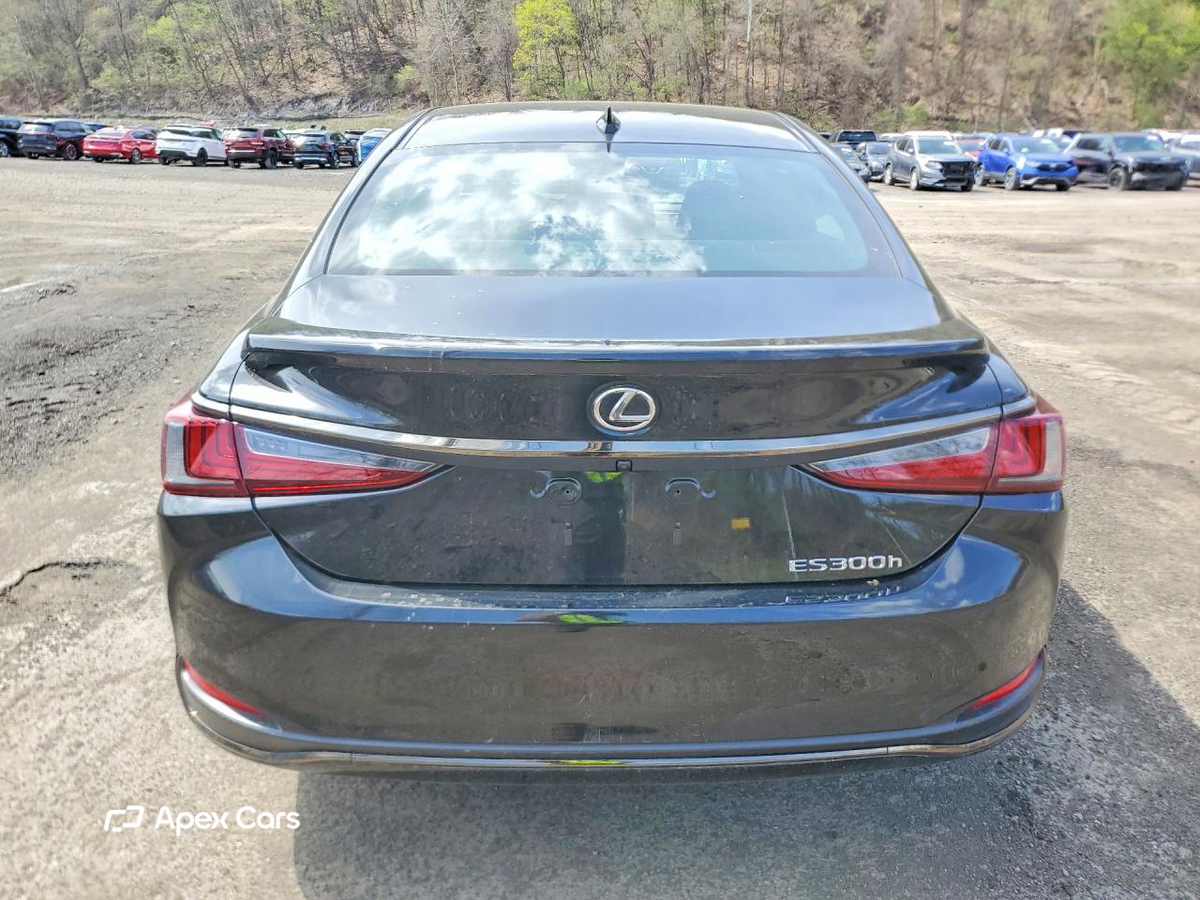 Lexus ES 2024