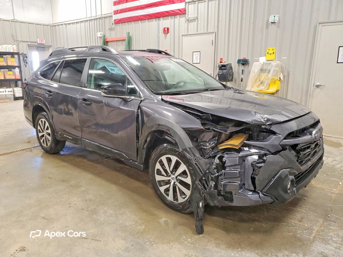 Subaru Outback 2025