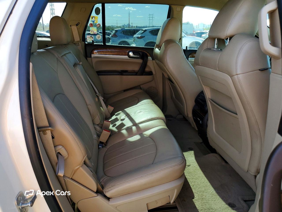 Buick Enclave 2011