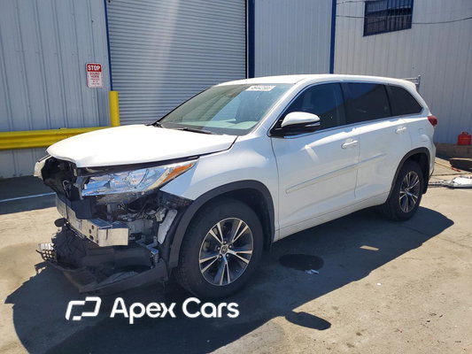 Toyota Highlander 2018 - Image 1 of 12