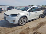 Tesla Model X 2019