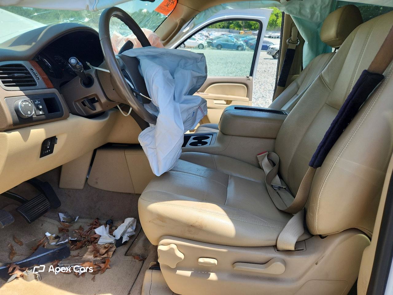 Chevrolet Suburban 2013