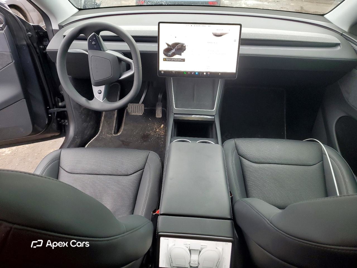 Tesla Model Y 2026