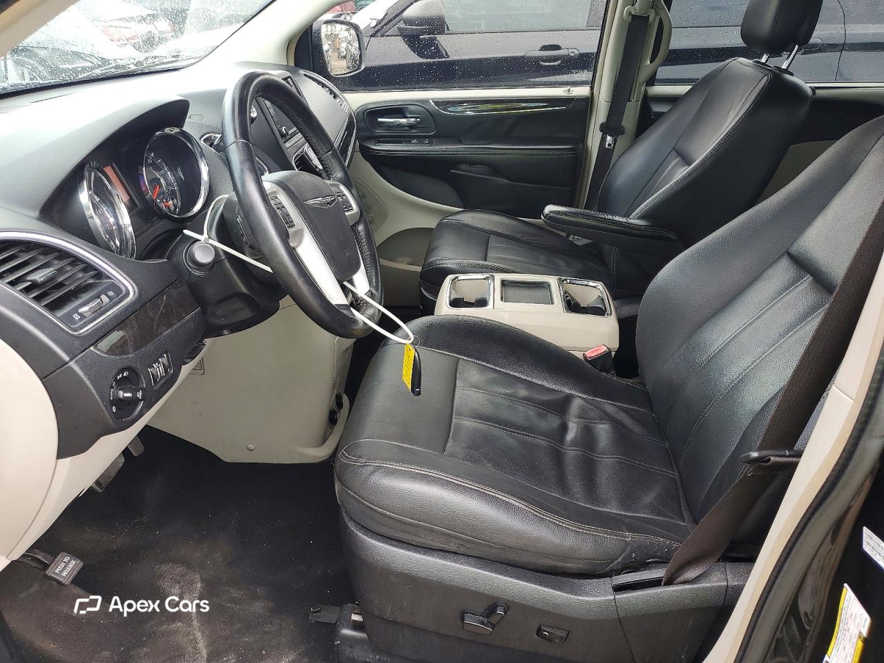 Chrysler Voyager 2015