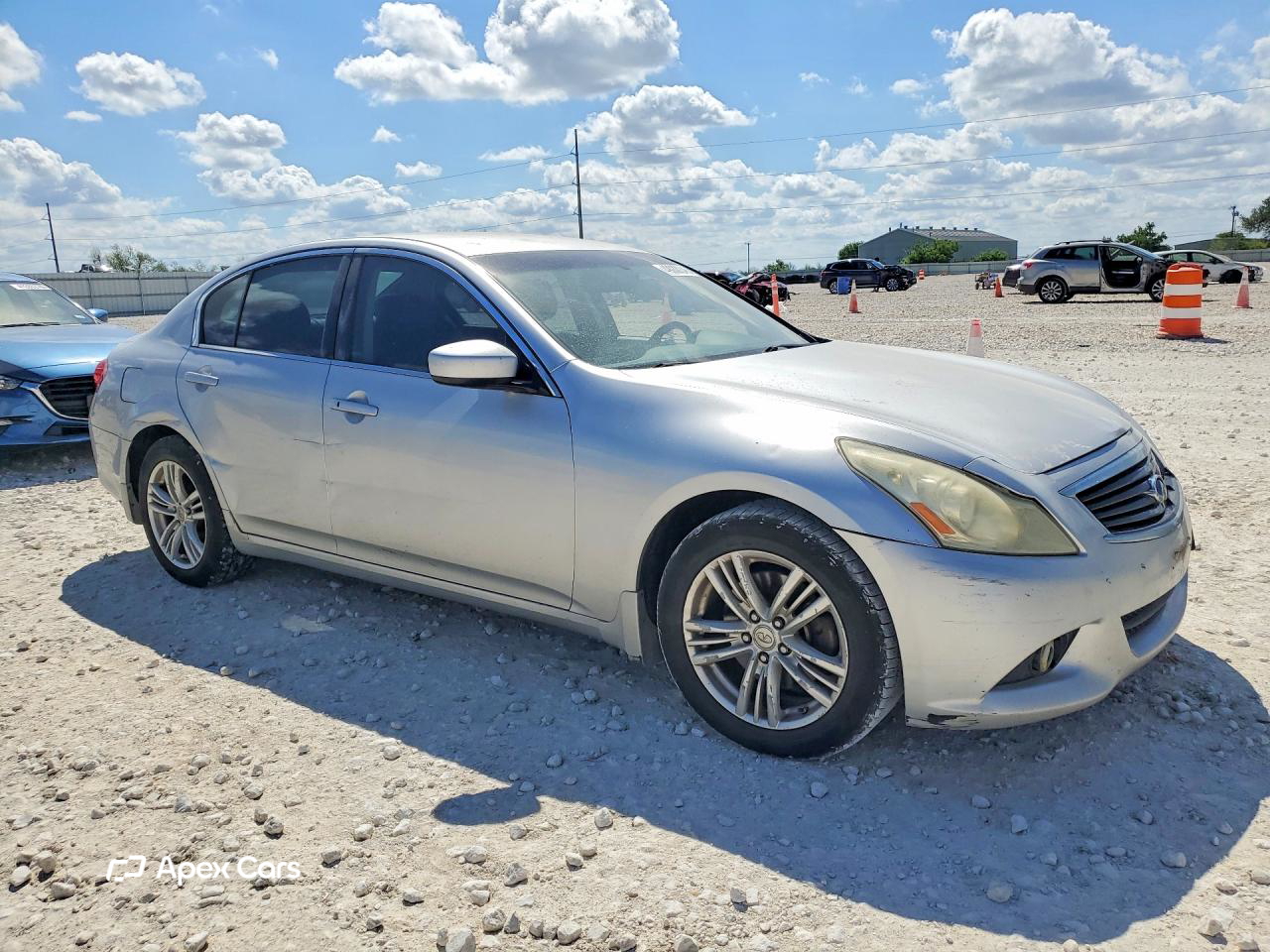 Infiniti G 2010
