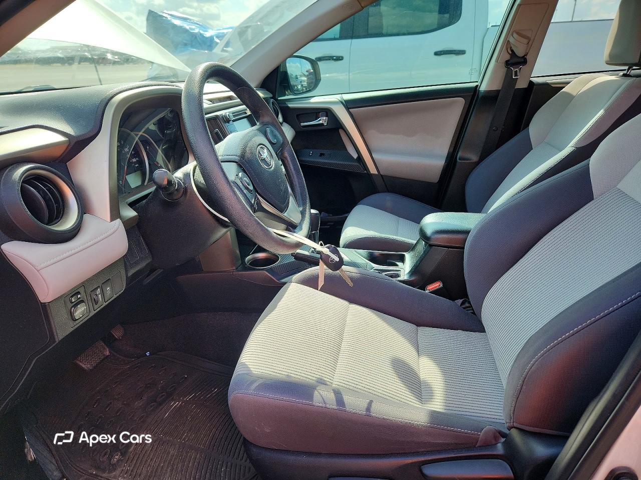 Toyota RAV 4 2015