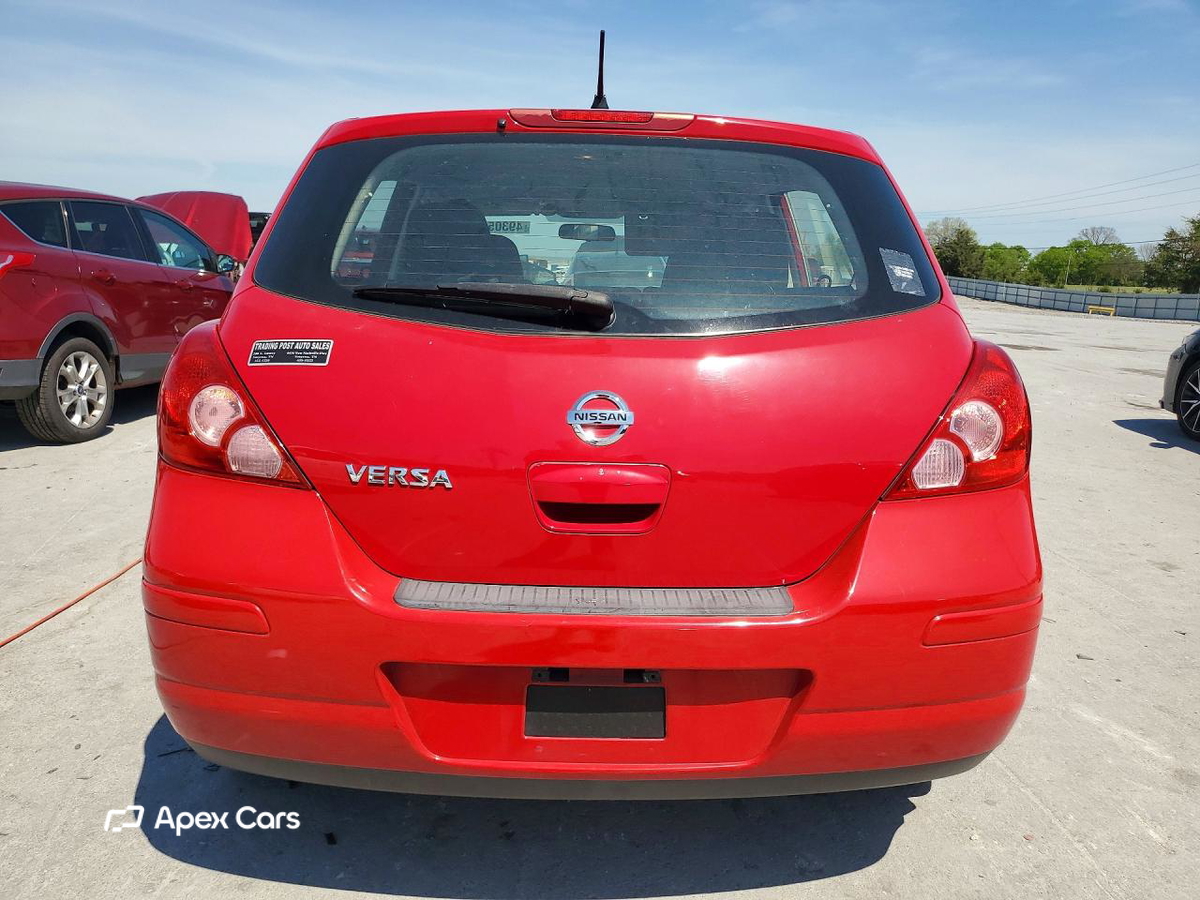 Nissan Versa 2012