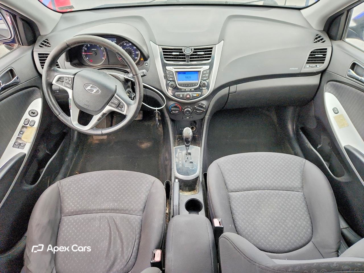 Hyundai Accent 2013