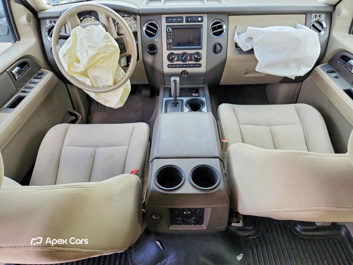 Ford Expedition 2011