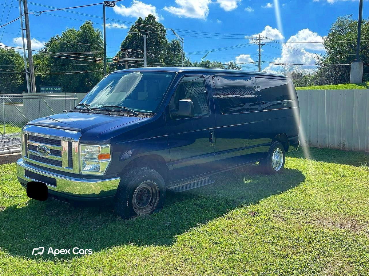 Ford Econoline 2011
