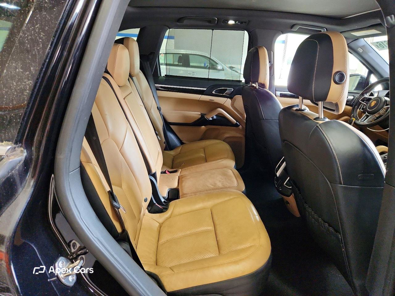 Porsche Cayenne 2016