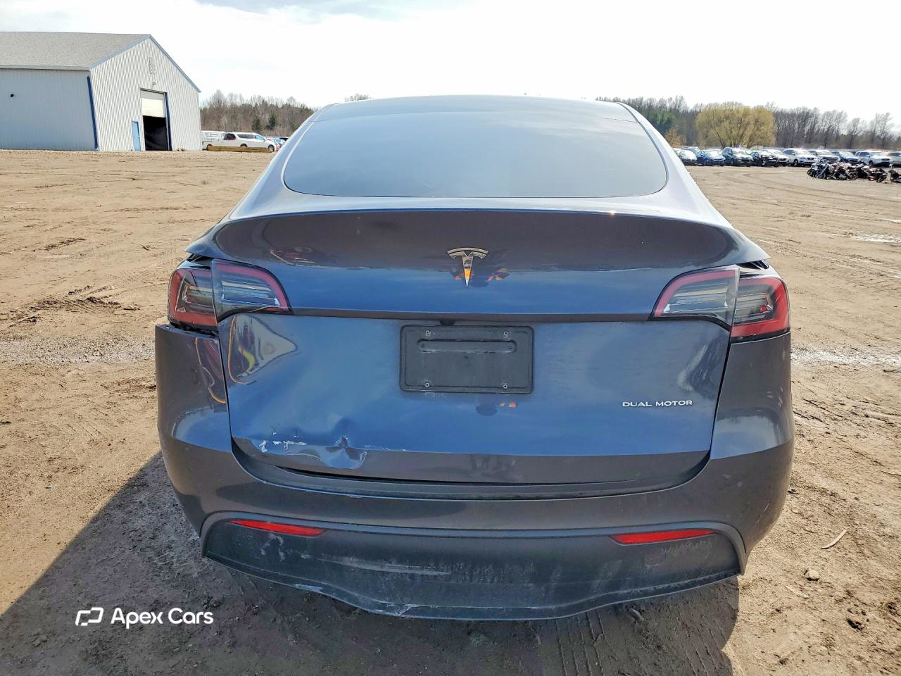 Tesla Model Y 2023
