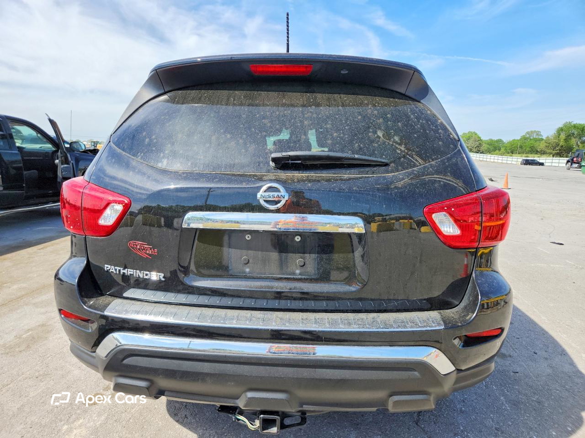 Nissan Pathfinder 2017