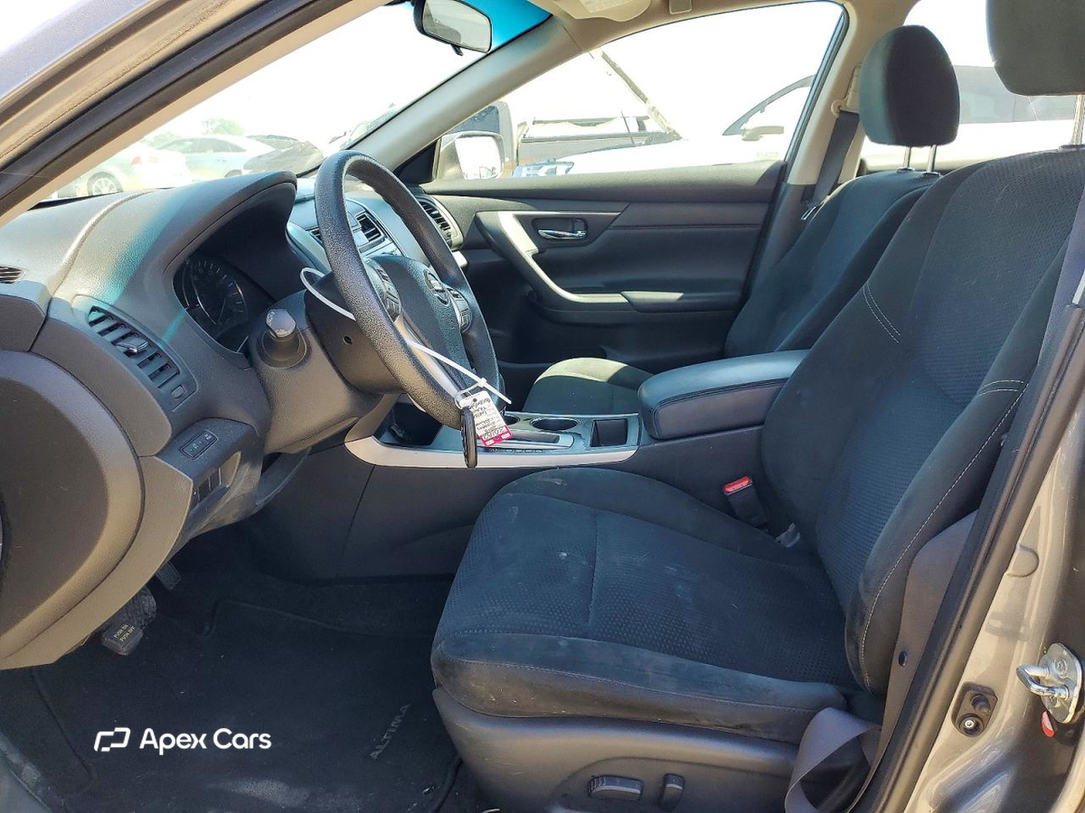 Nissan Altima 2015