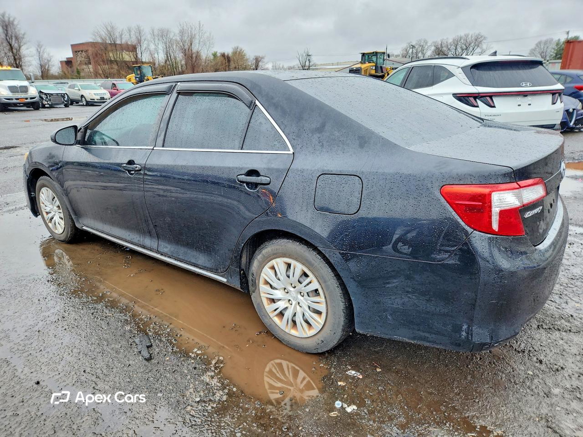 Toyota Camry 2012