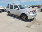 Nissan Pathfinder 2010