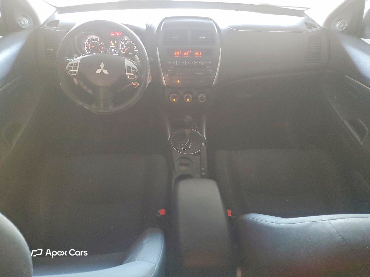 Mitsubishi Outlander 2012