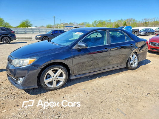 Toyota Camry 2012 - Image 1 of 13