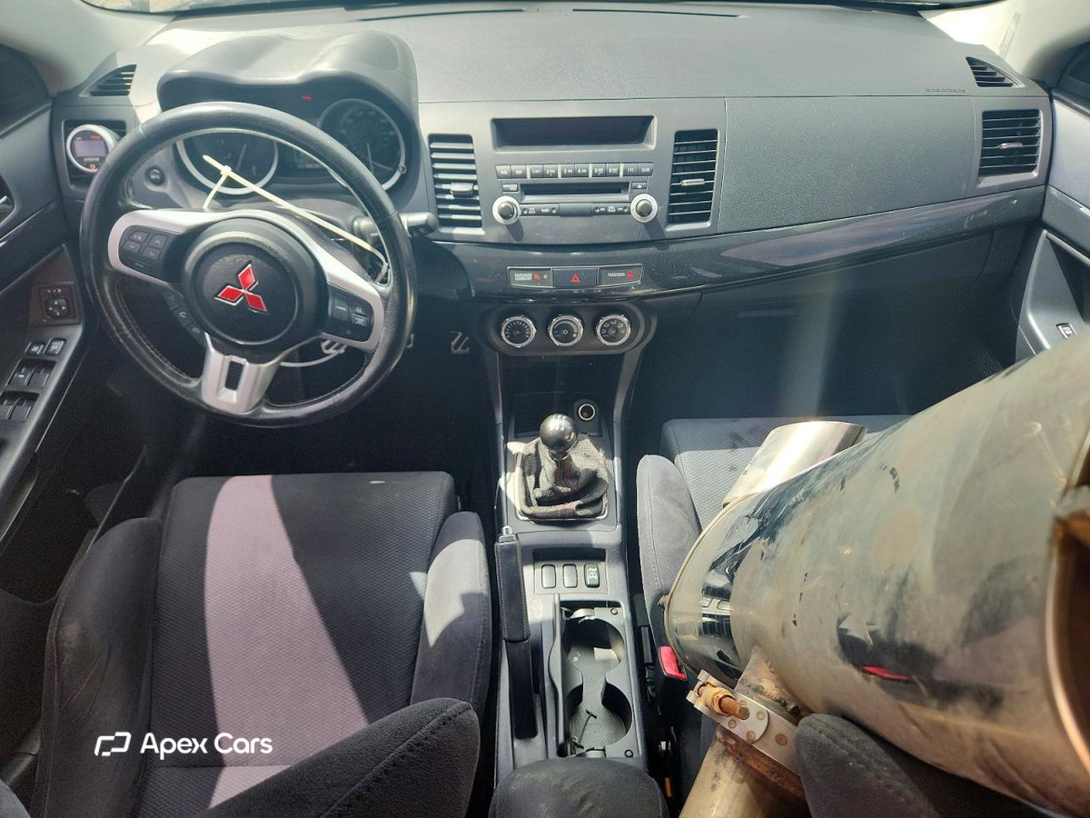 Mitsubishi Lancer Evolution 2013