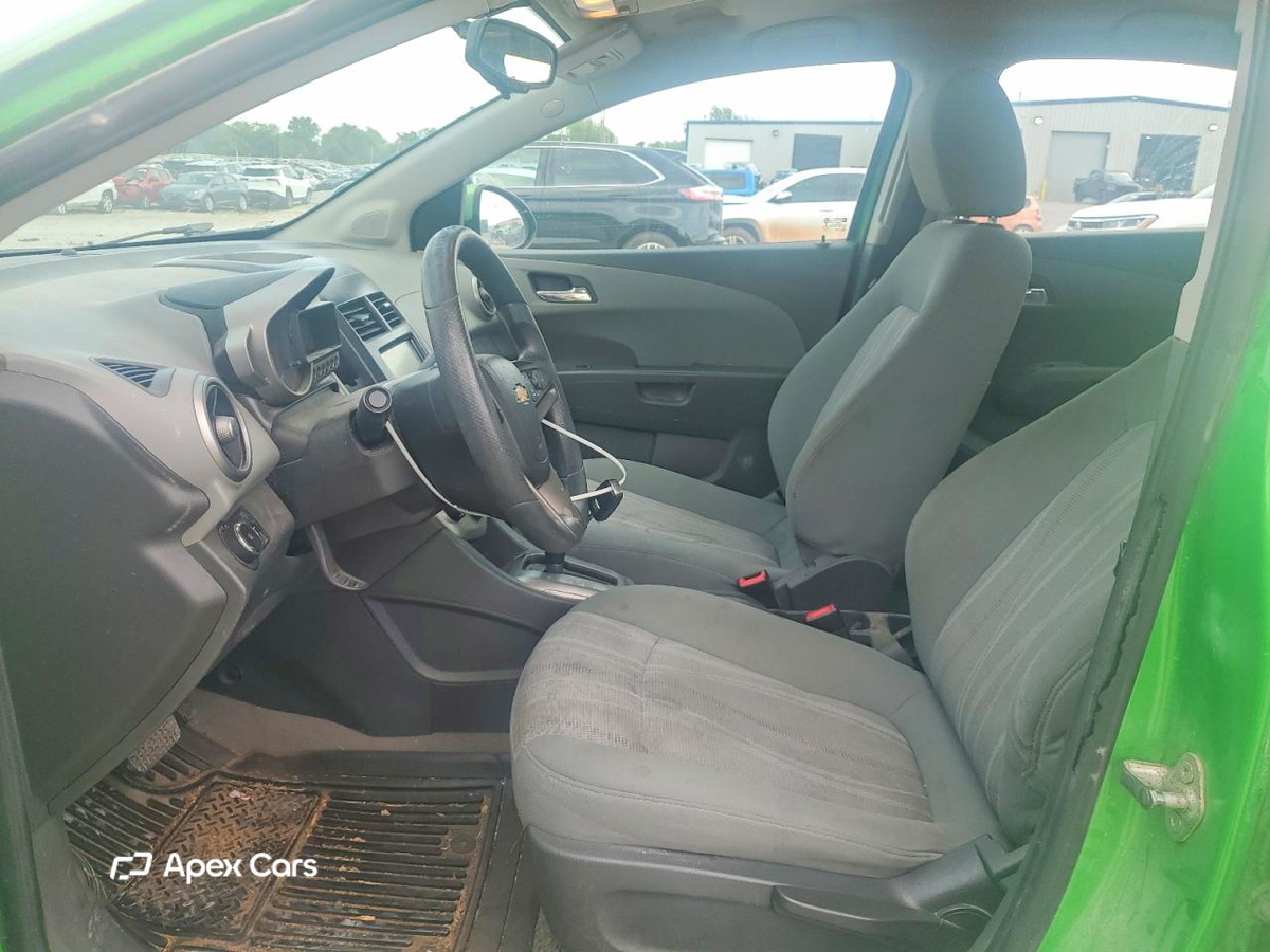 Chevrolet Sonic 2015