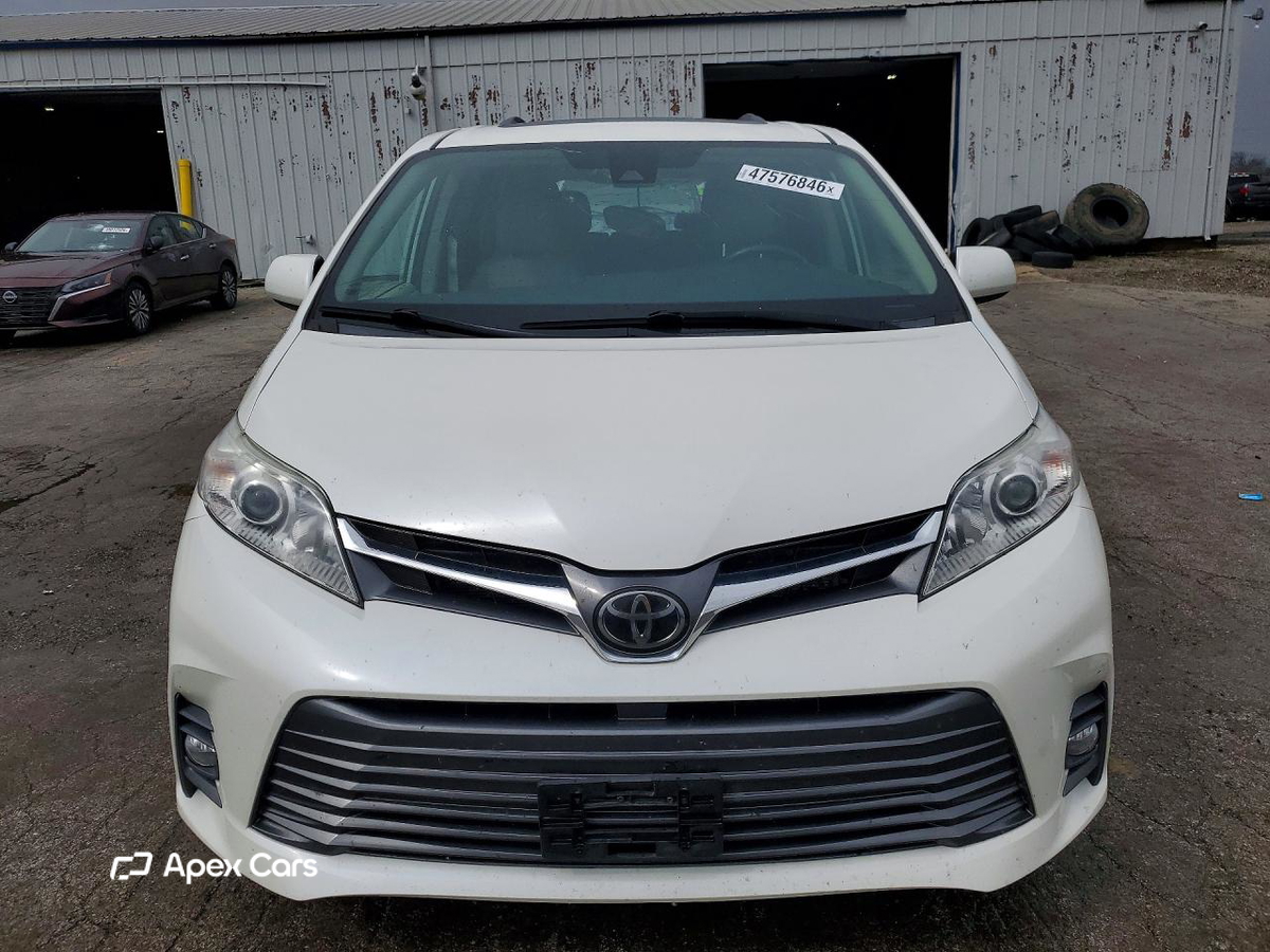 Toyota Sienna 2020
