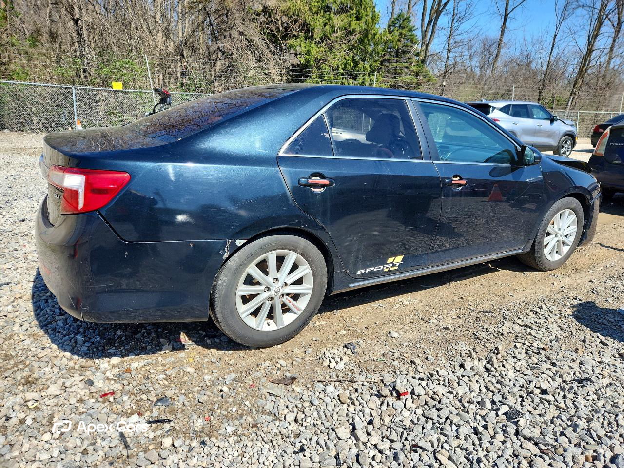 Toyota Camry 2012