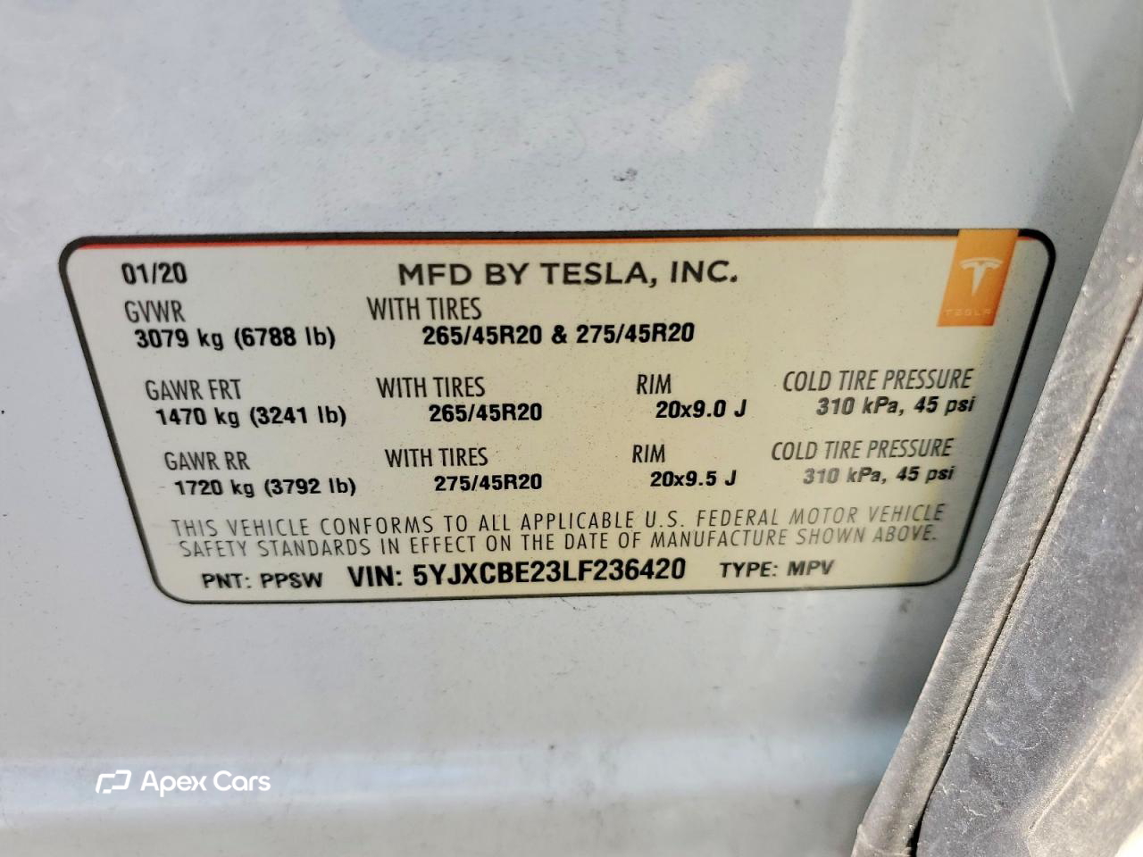Tesla Model X 2020