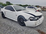 Ford Mustang 2001