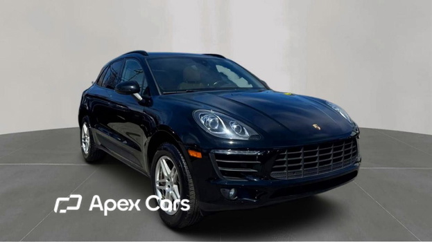 Porsche Macan 2018 - Image 1 of 10