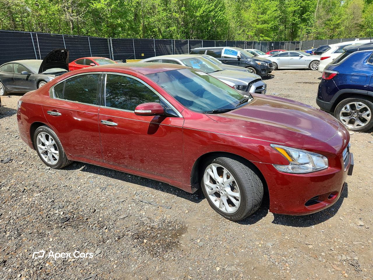 Nissan Maxima 2012