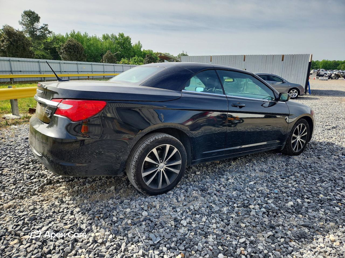 Chrysler 200 2014